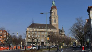 RathausFriedenau_708x398